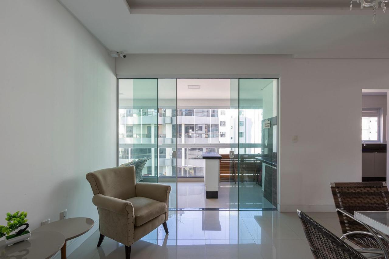 Apto A 260M Da Meia Praia Em Condominio De Luxo Sc ايتابيما المظهر الخارجي الصورة