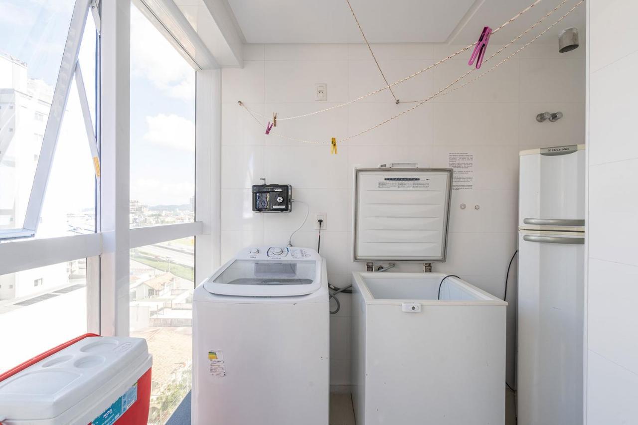 Apto A 260M Da Meia Praia Em Condominio De Luxo Sc ايتابيما المظهر الخارجي الصورة